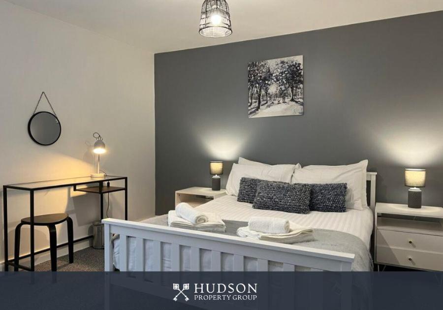 Vila Open Plan Townhouse In Shrewsbury Exteriér fotografie