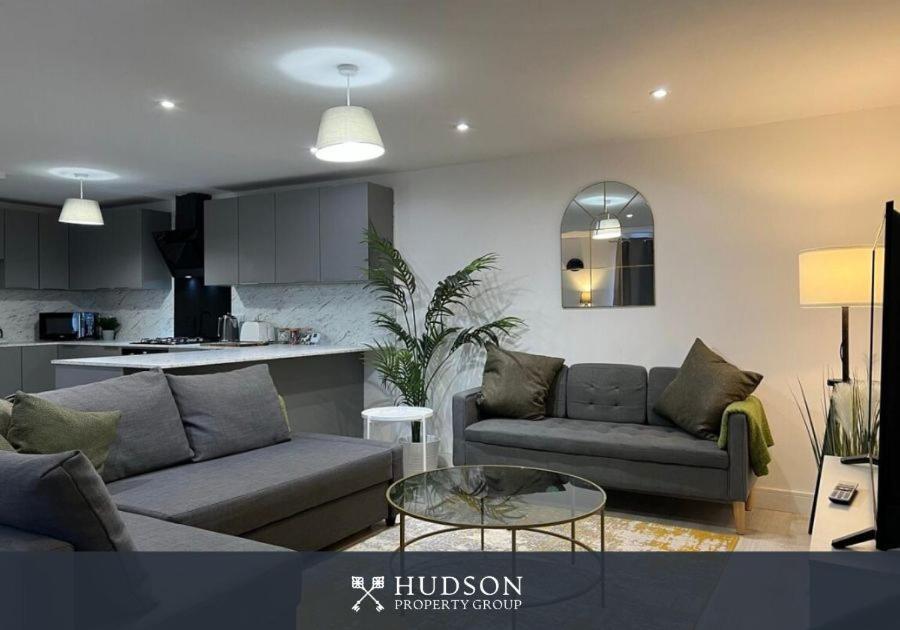 Vila Open Plan Townhouse In Shrewsbury Exteriér fotografie