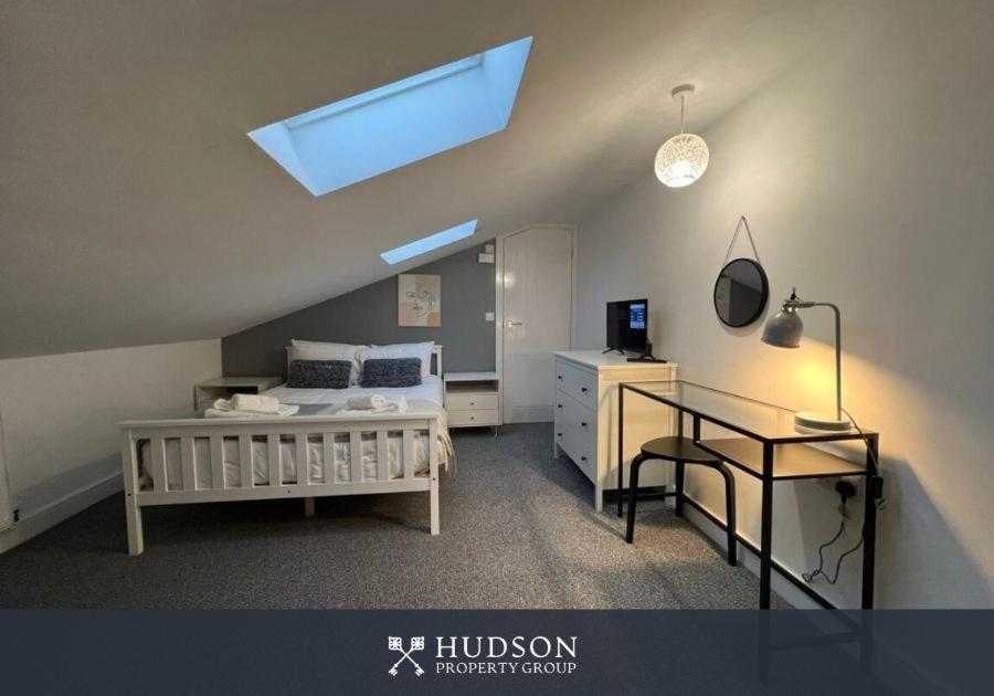 Vila Open Plan Townhouse In Shrewsbury Exteriér fotografie